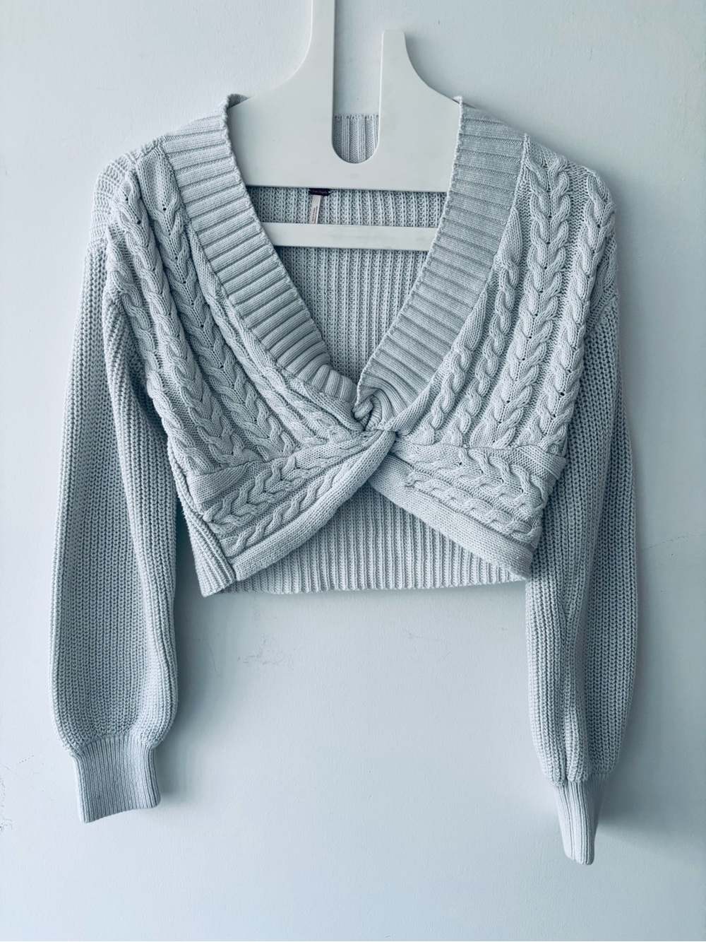 NWOT Free People Emilie sweater gray blue cotton cable deep v twist knot crop S